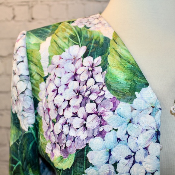 Dolce & Gabbana 2017 hydrangea matelasse jacket